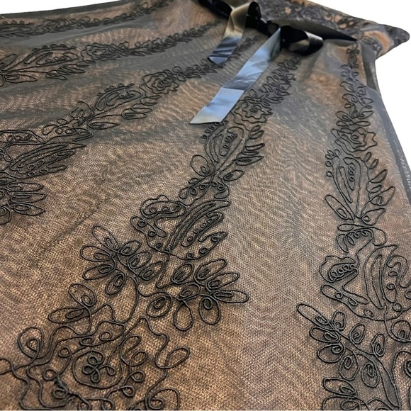 BCBG MAXAZRIA Strapless Illusion Occassion/Prom/Cocktail Dress - Picture 4 of 11